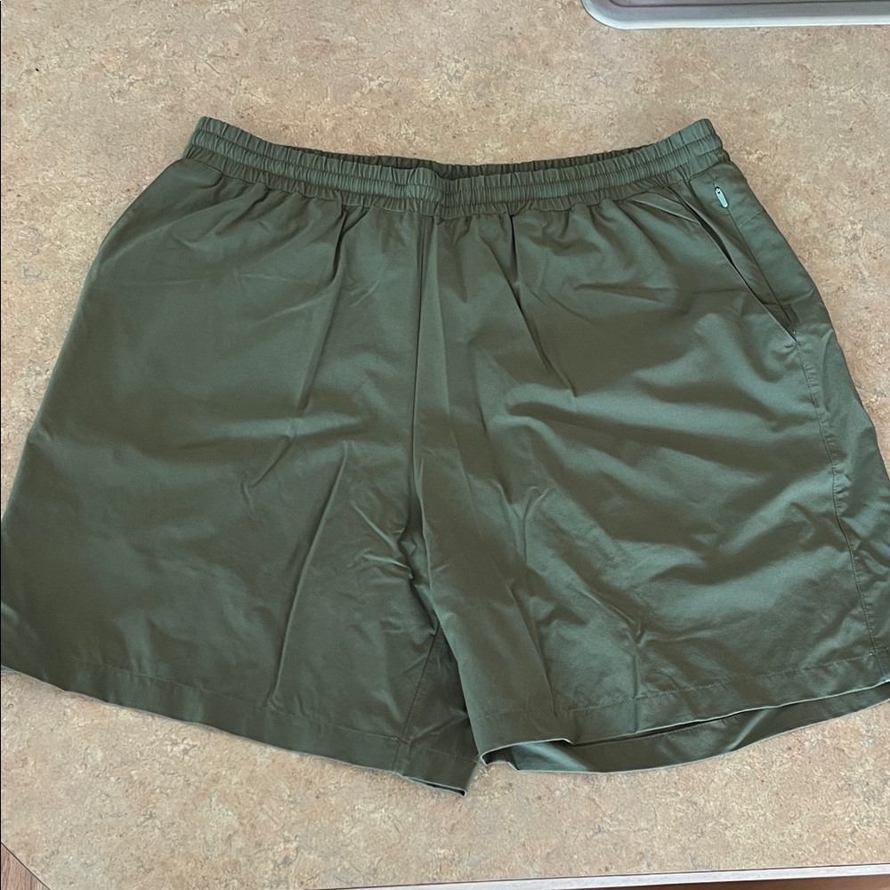 Outdoor Voices Shorts - XL, Green